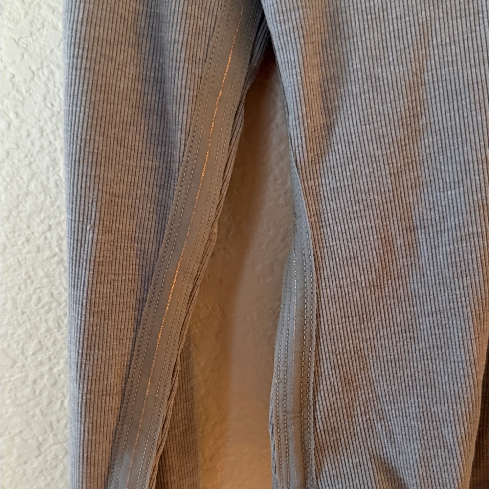 Nike yoga luxe ribbed button open back bodysuit - Picture 3 of 3